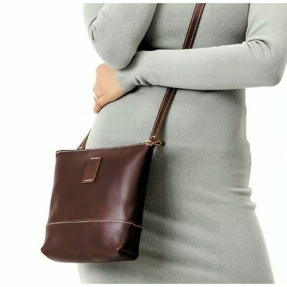 Portland Brown Leather Crossbody Bag - Picture 6 of 6